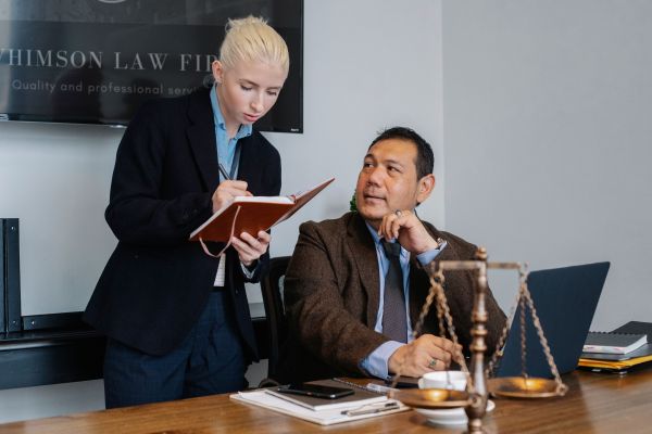 Avocat conseil à Lyon : vos alliés en droit des affaires